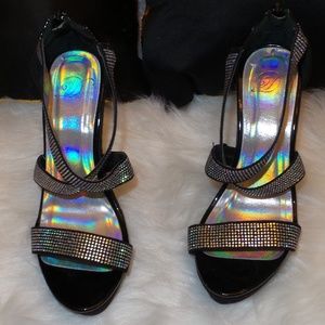 D in HEART Rhinestone Wedge Shoe PRICE🔽